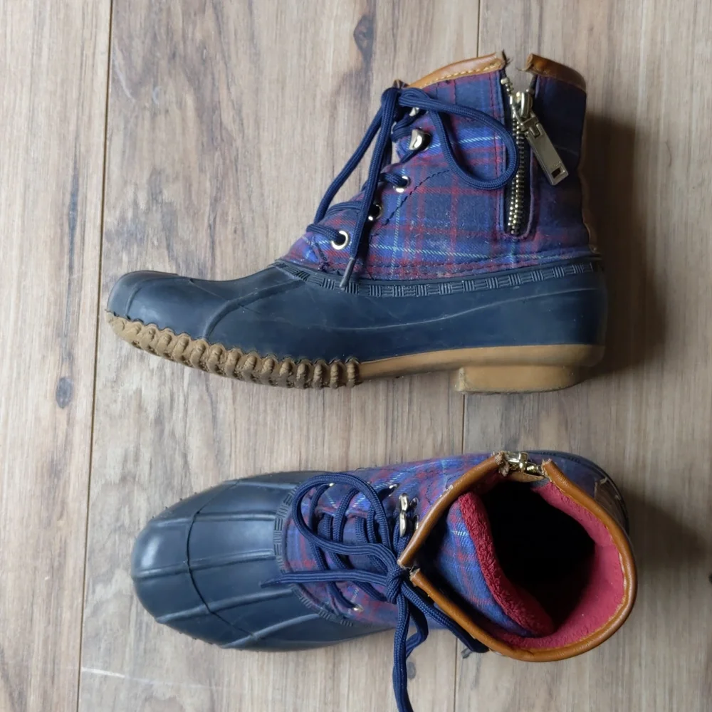 Tommy Hilfiger duck boots - Picture 4 of 11